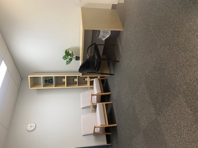 Room in Kelvin Grove