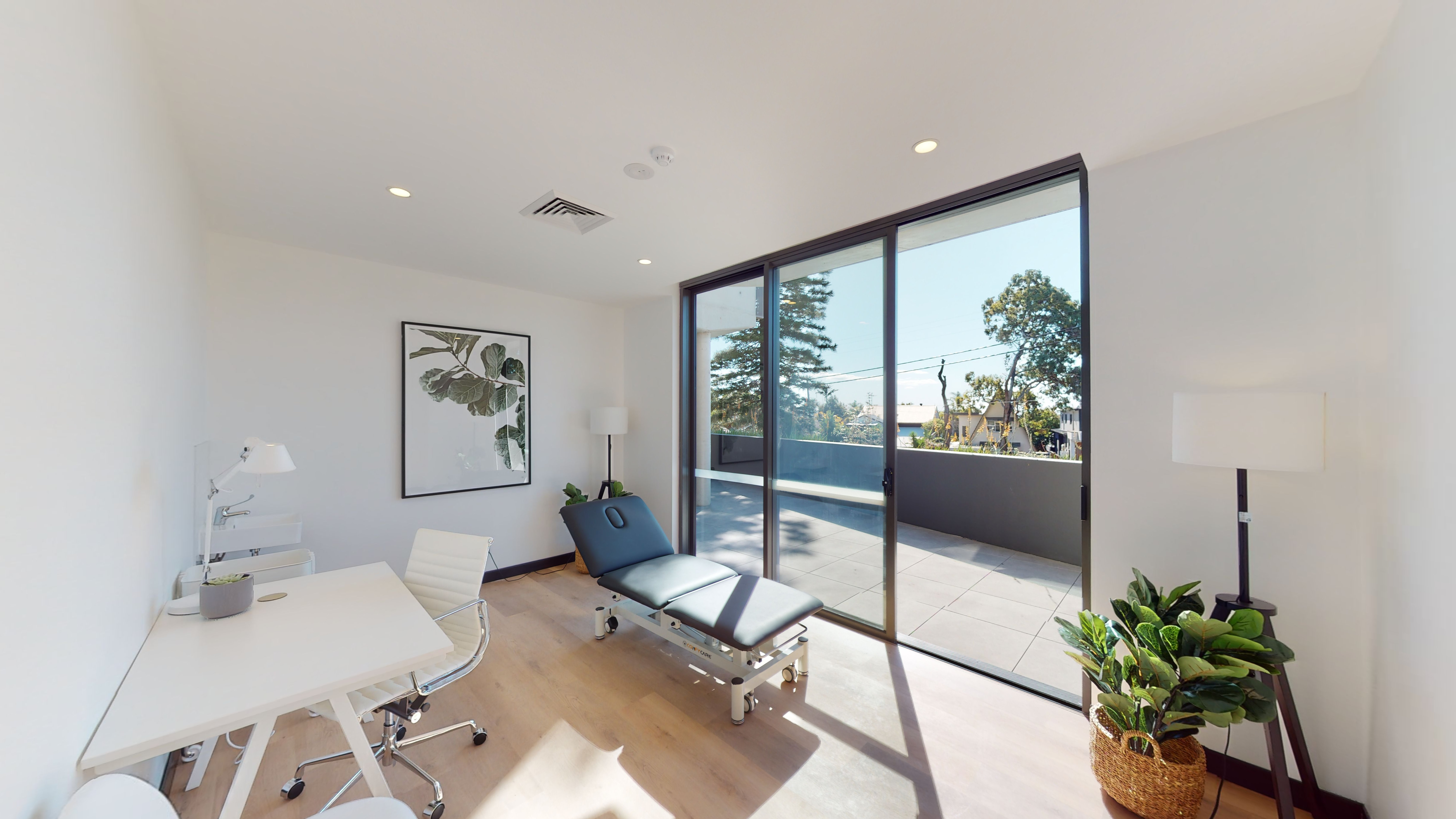 Room in Caringbah