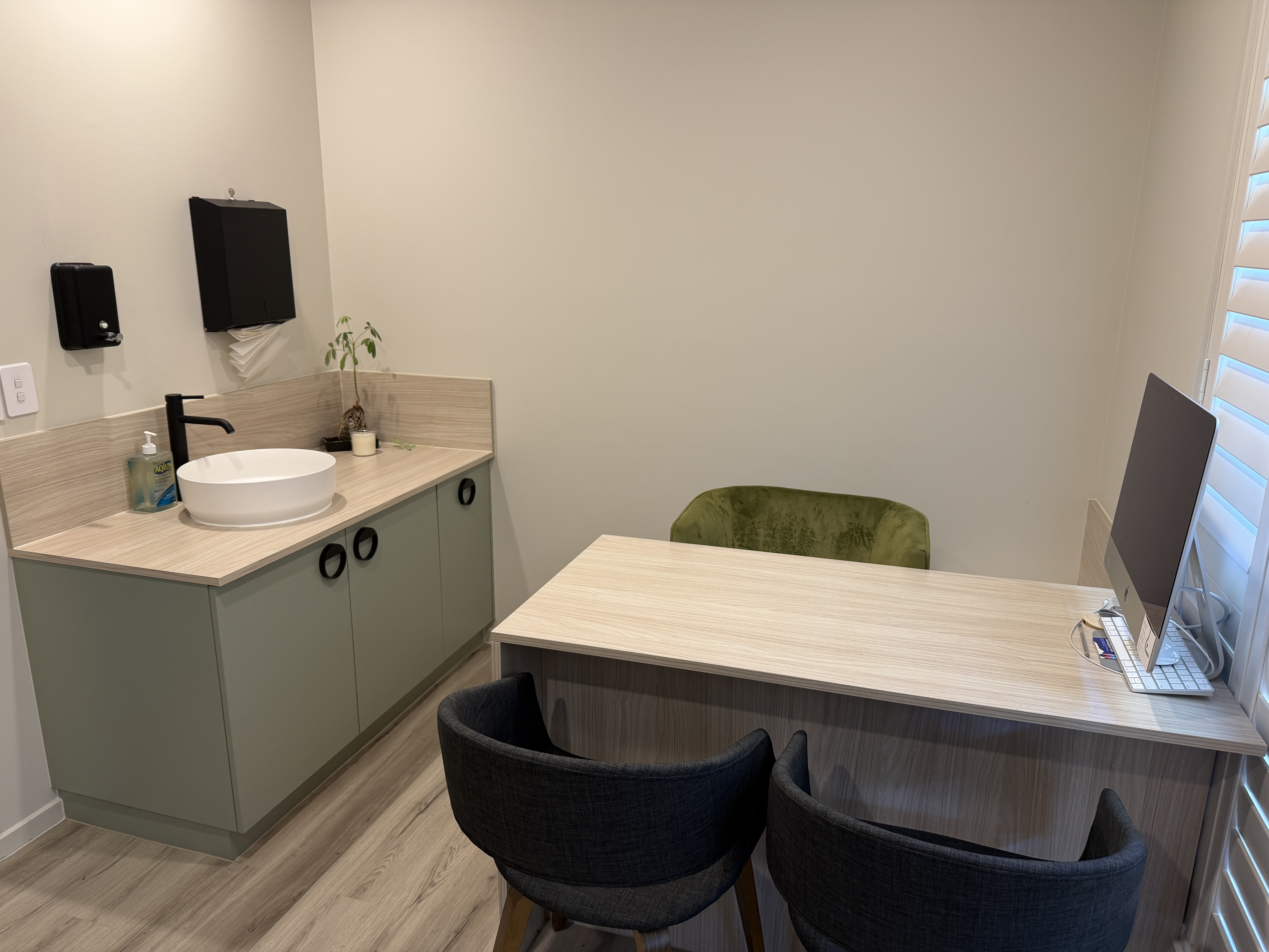 Room in Benowa