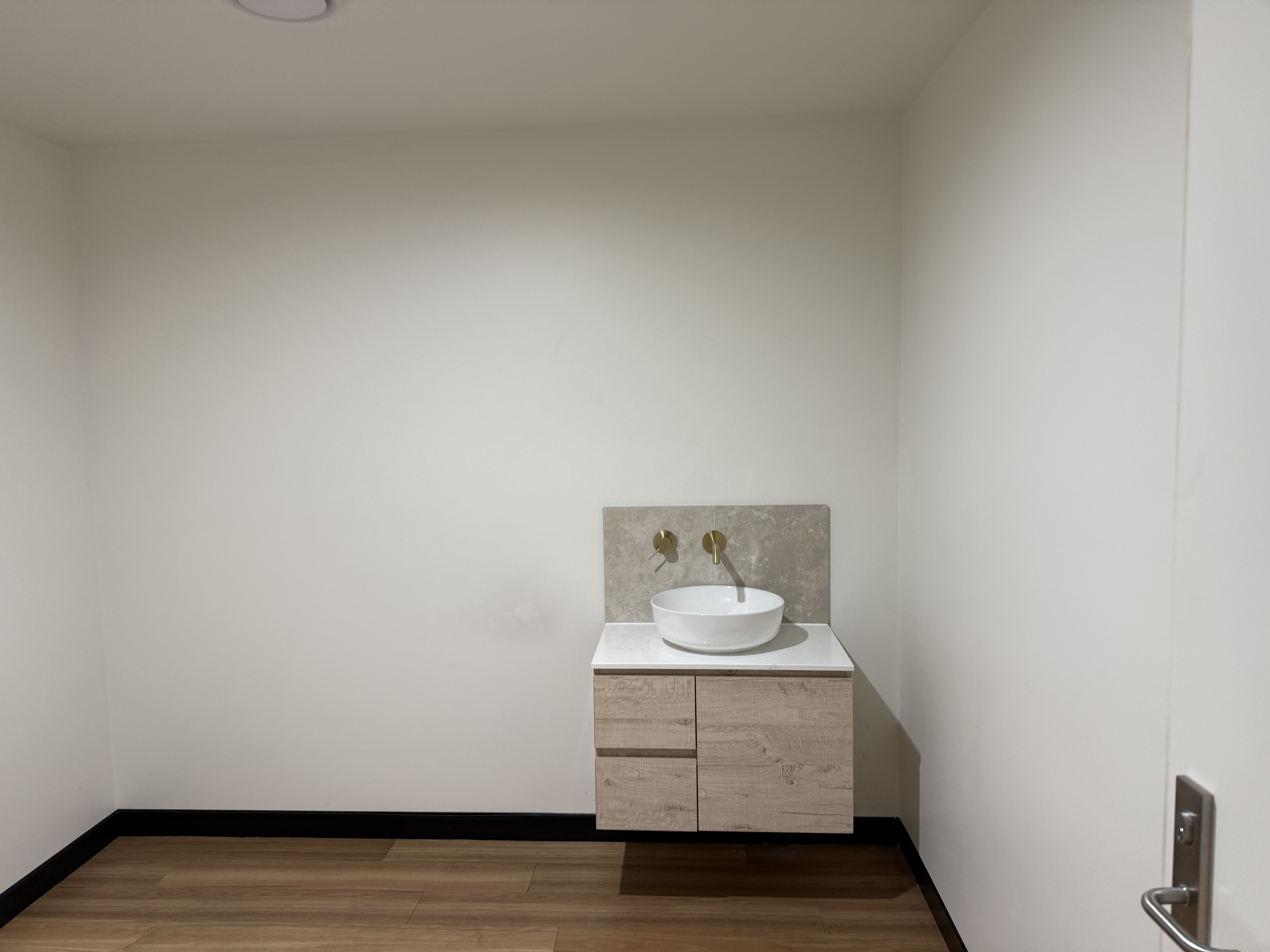 Room in Phillip