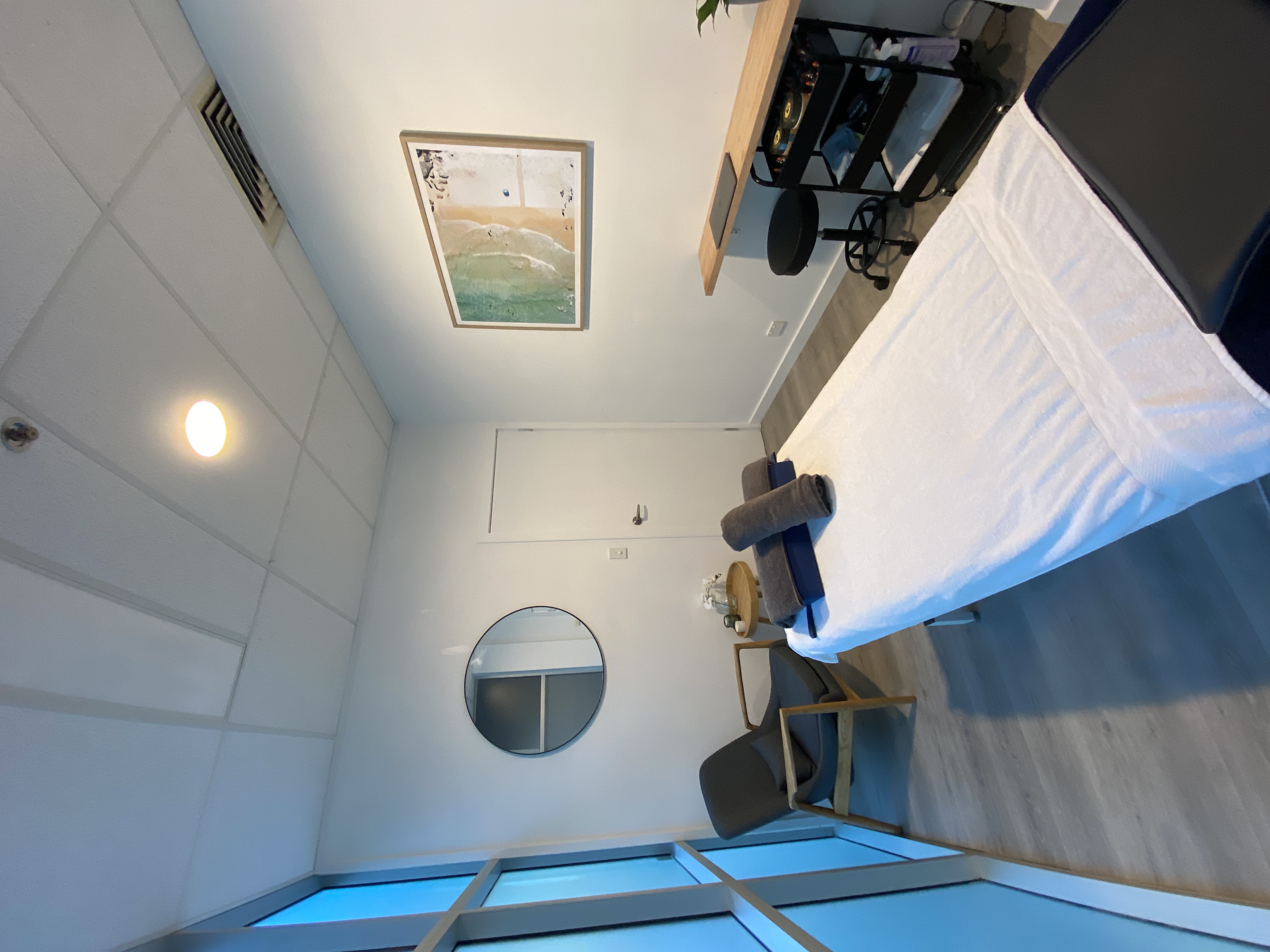 Room in Brookvale