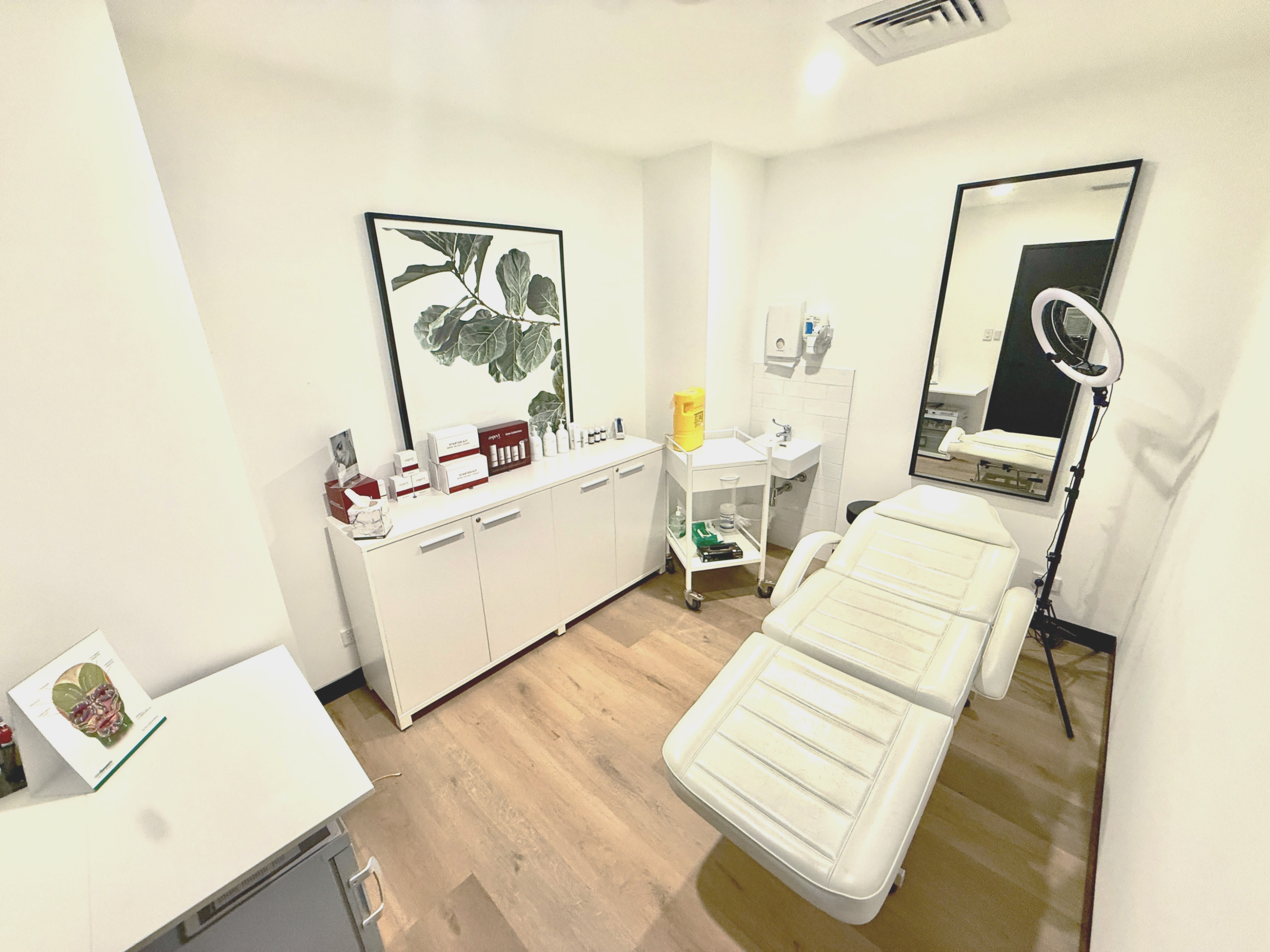 Room in Caringbah