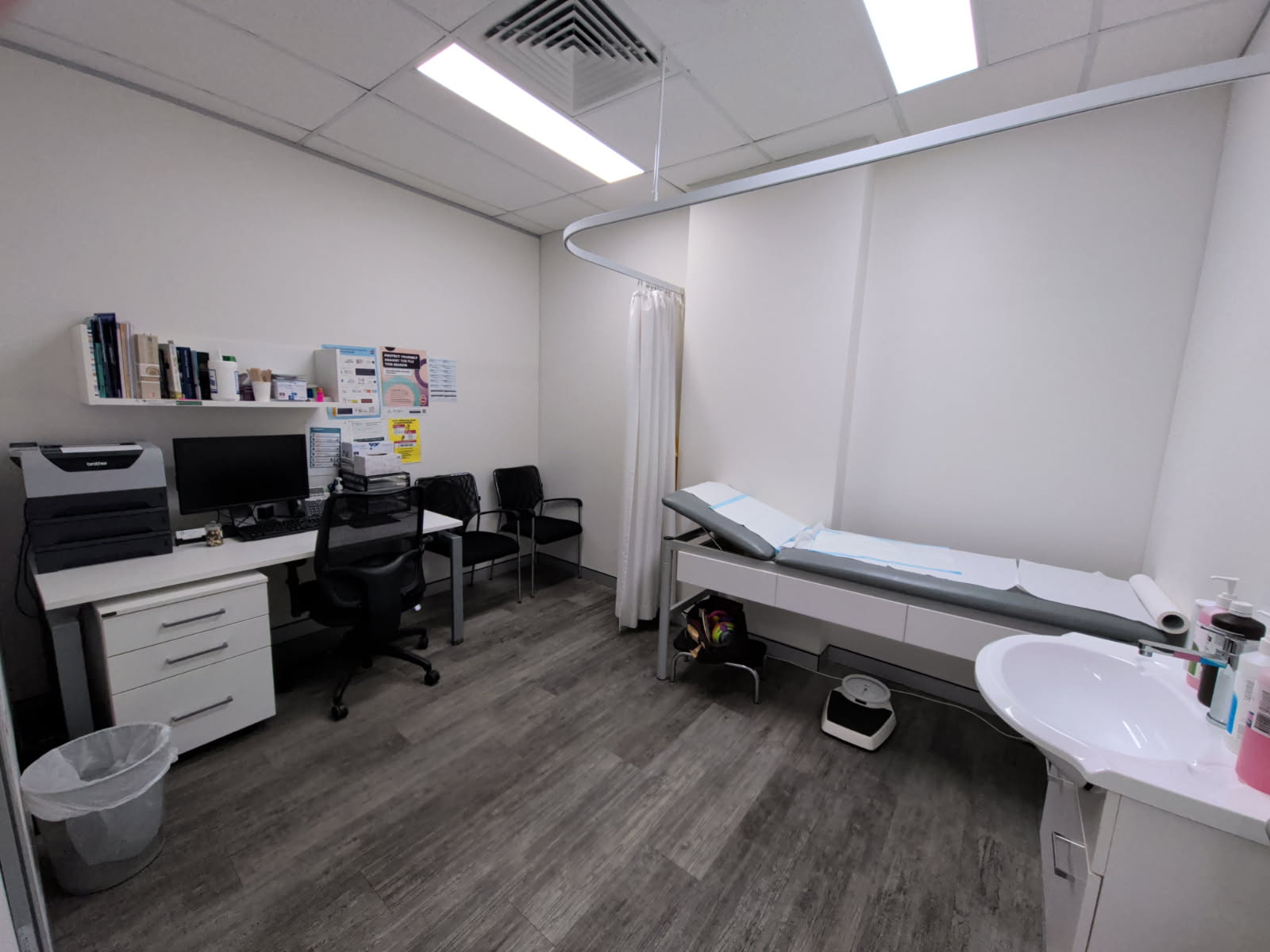 Room in Bondi Junction