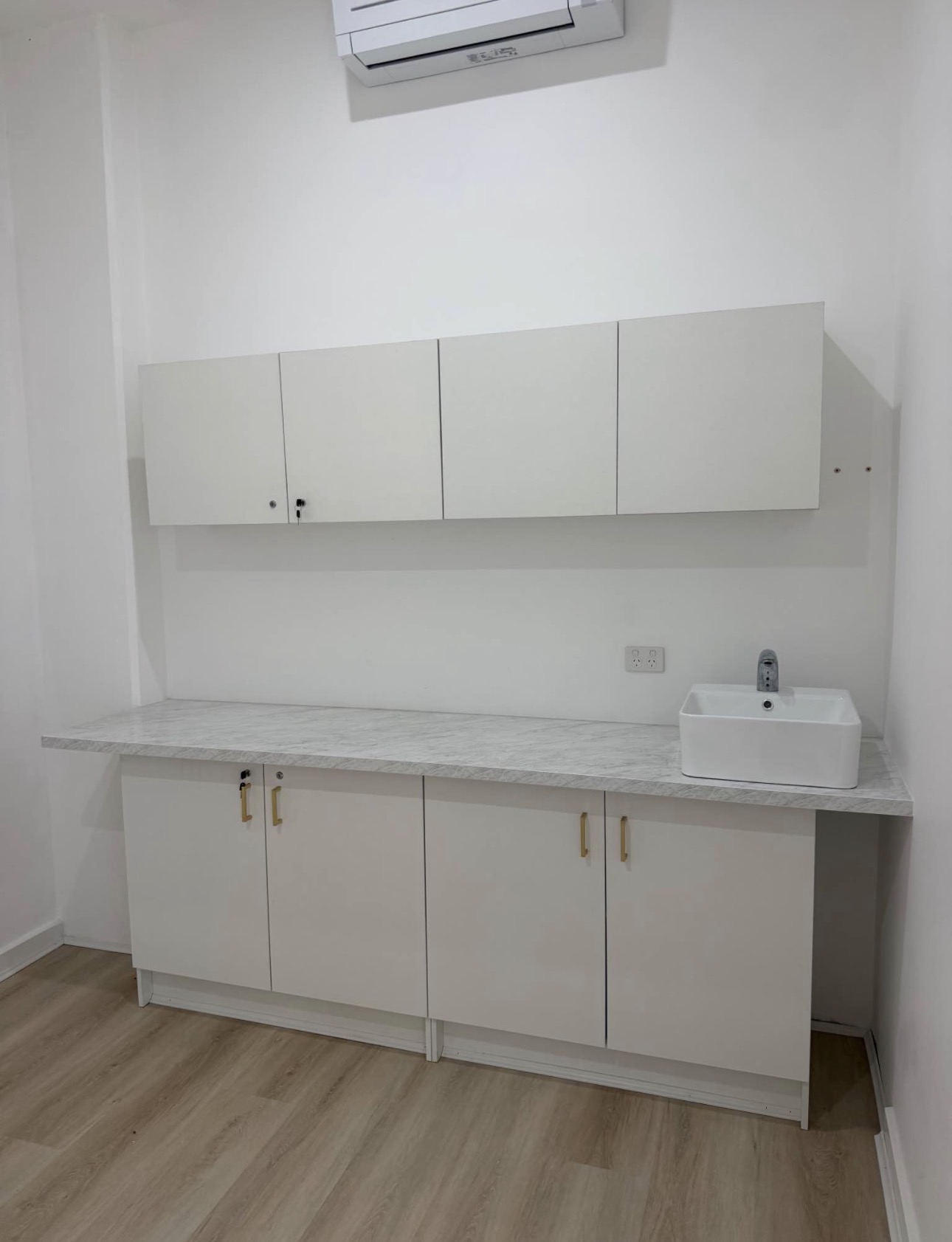 Room in Northgate