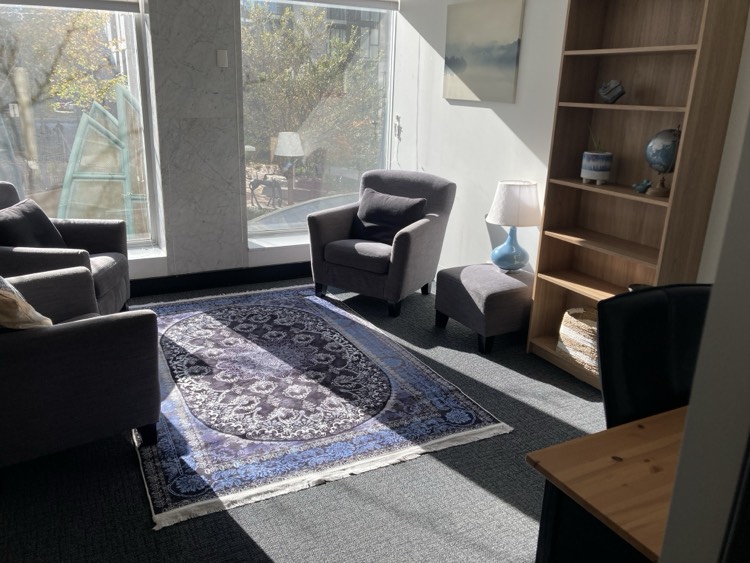 Room in Canberra City