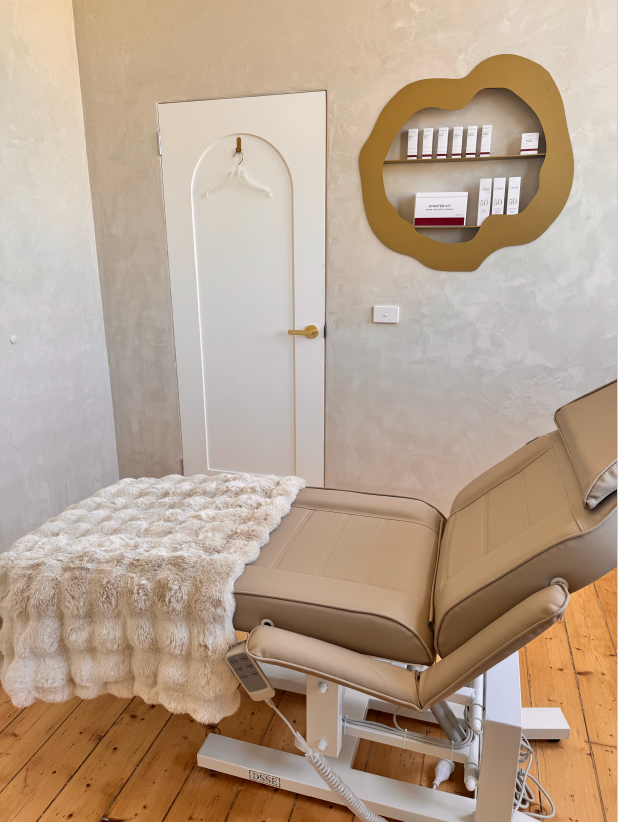 Room in Hawthorn Road