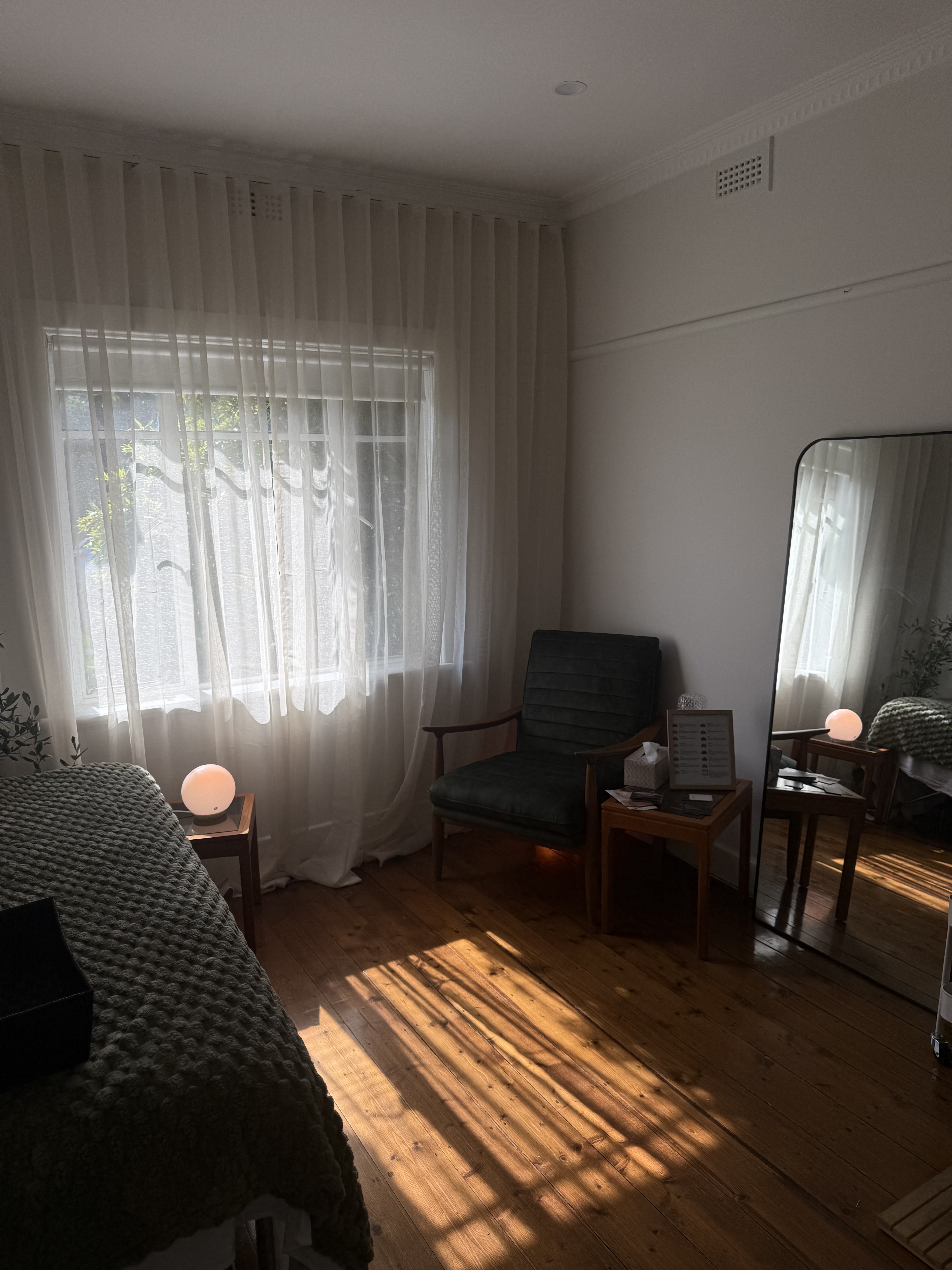 Room in Reservoir