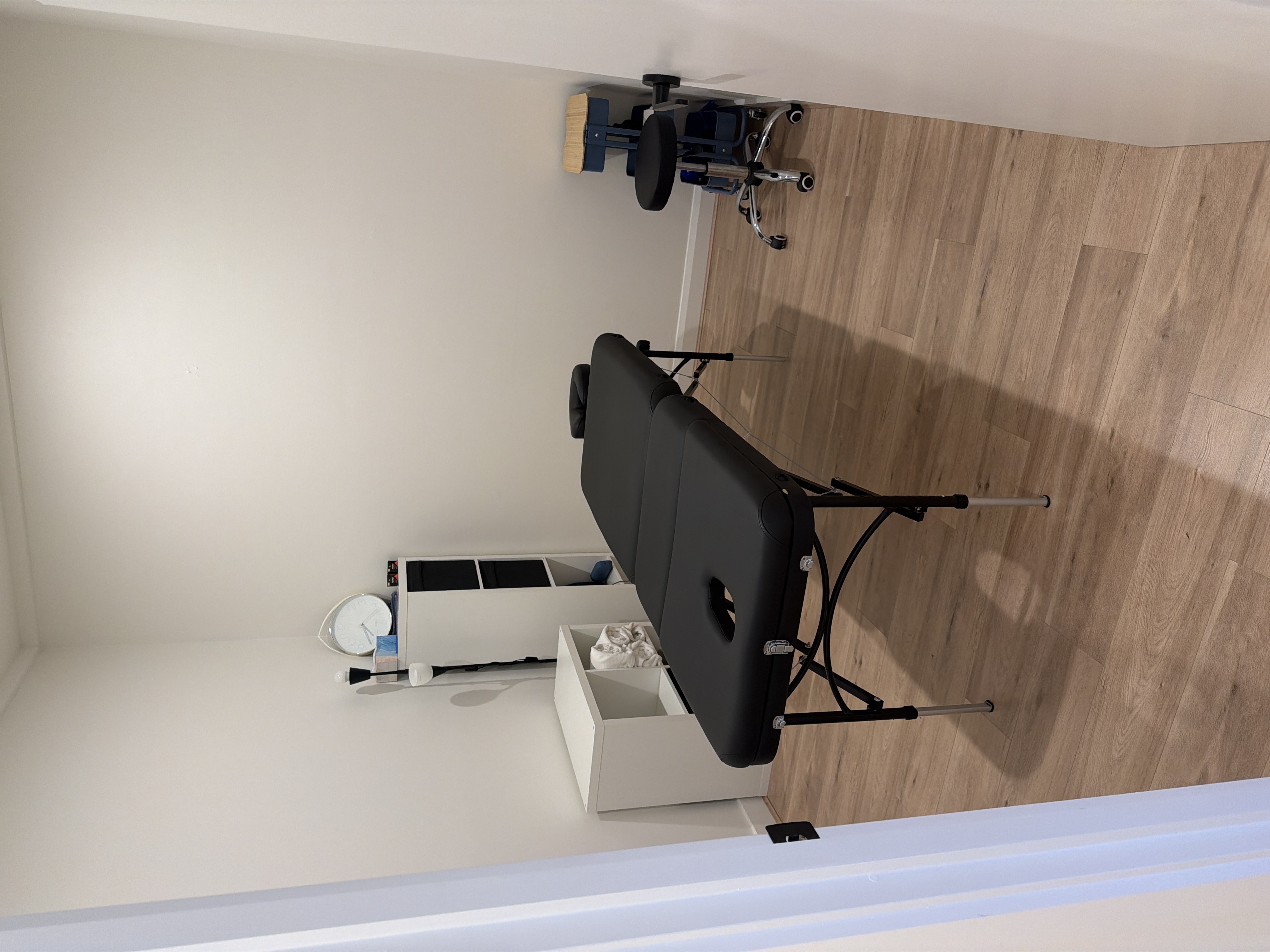 Room in Brooklyn Park