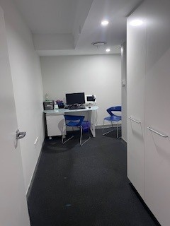 Room in Bowen Hills