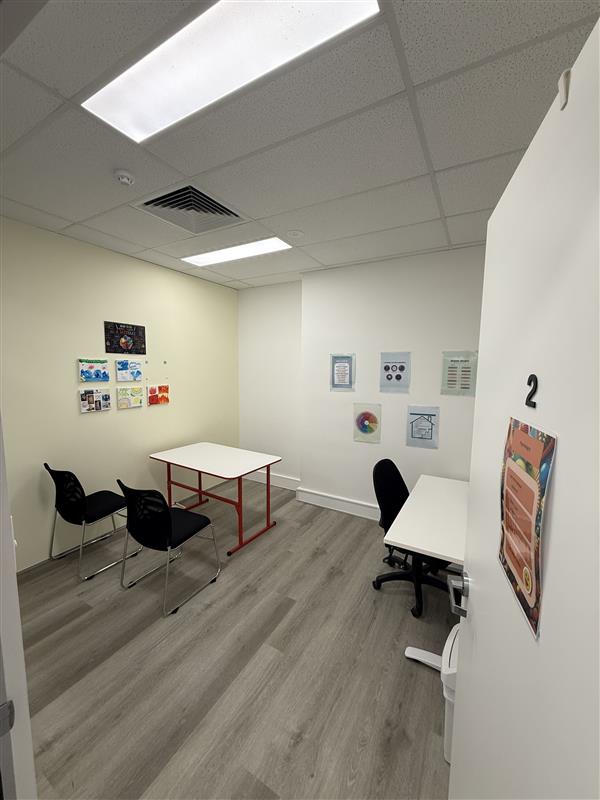 Room in Cannington