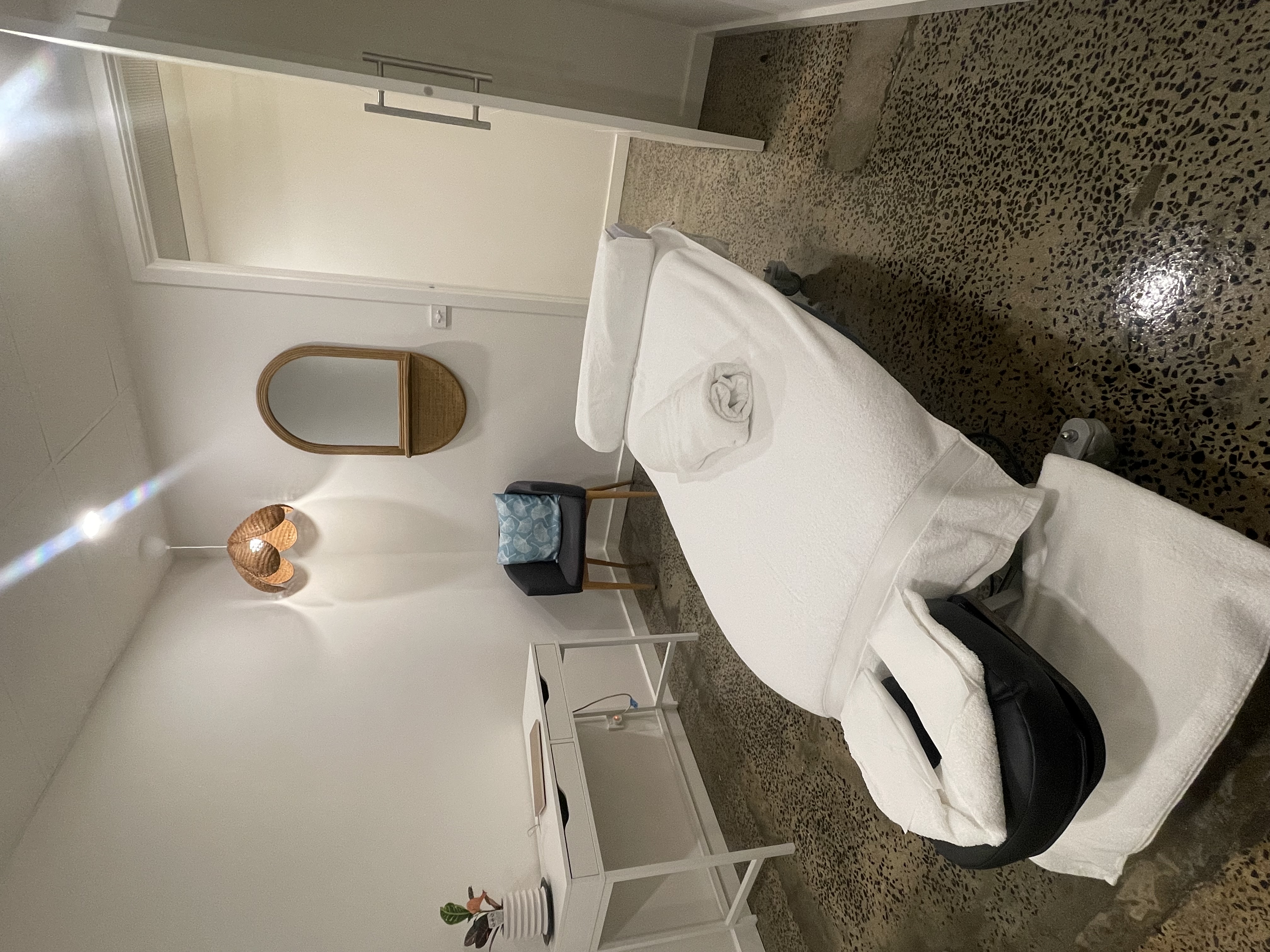 Room in Hampton