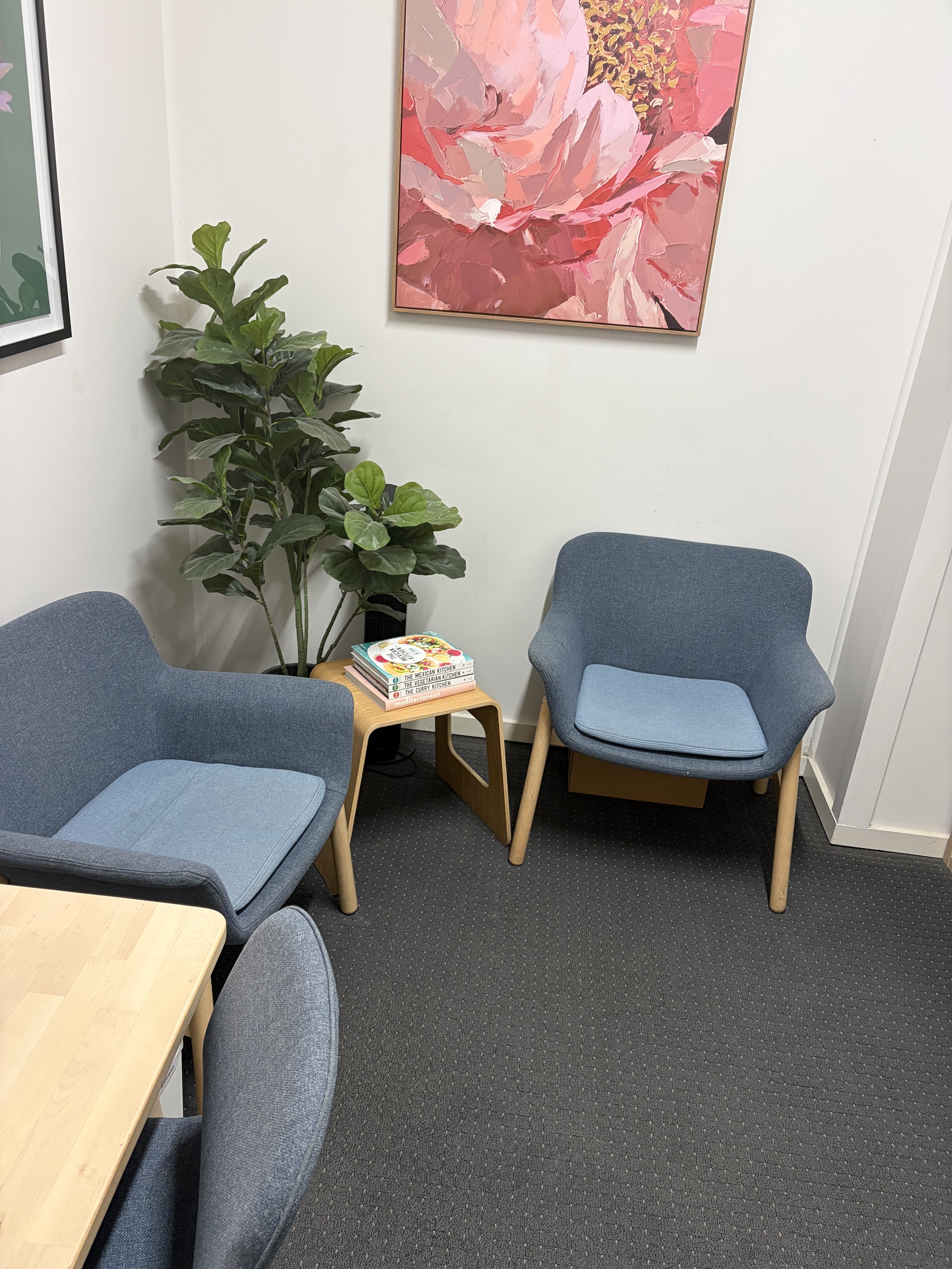 Room in Annandale