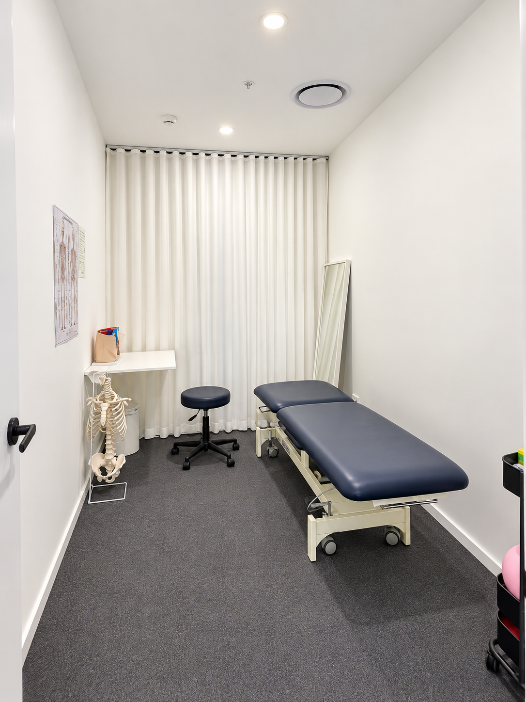 Room in Balgowlah